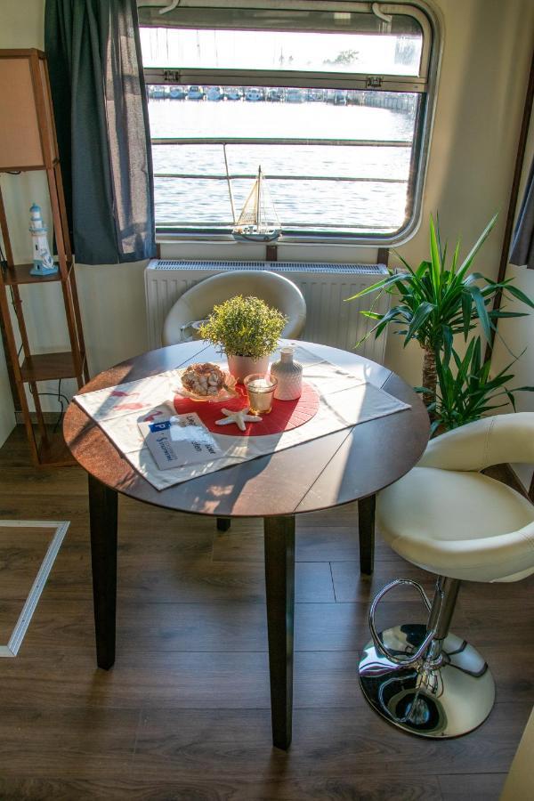 Appartement Island-Dreams Hausboot Cecilie à Schleswig Extérieur photo